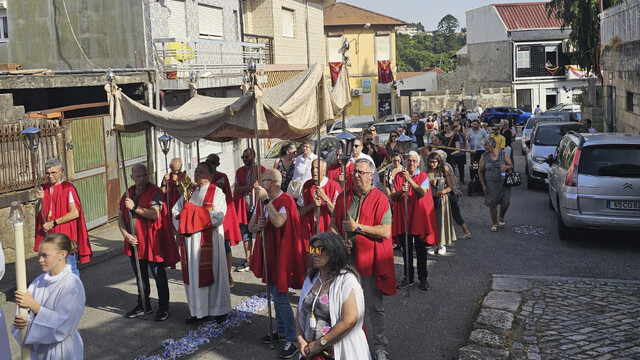 Procissão em honra de S. Pedro de Campanhã