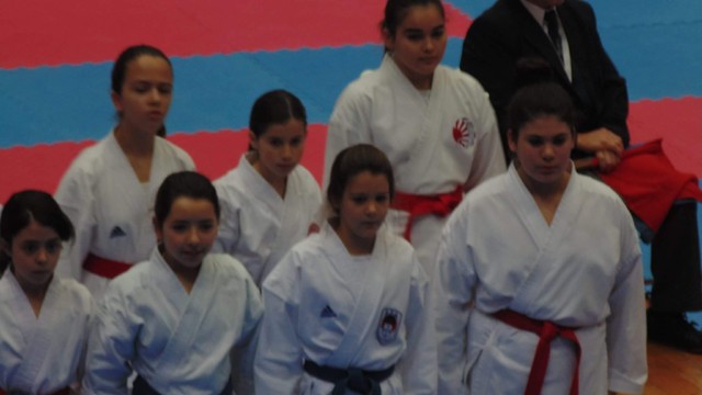 ATLETAS DA ESCOLA DE KARATÉ BUSHIDO DOJO CKC COM BOA PARTICIPAÇÃO  ATLETAS DA ESCOLA DE KARATÉ BUSHIDO DOJO CKC COM BOA PARTICIPAÇÃO
