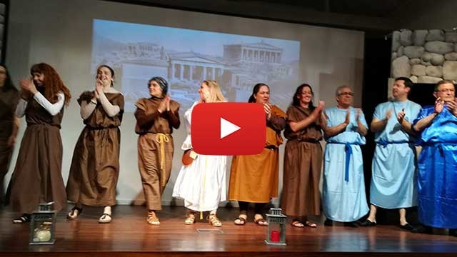 Auditório cheio para a estreia do Festival de Teatro Amador