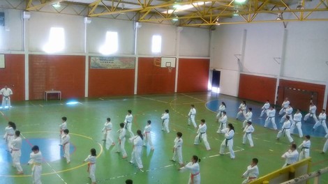 KARATECAS DA ESCOLA BUSHIDO DOJO CKC FORAM A EXAME