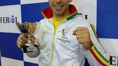 ATLETA DE CAMPANHÃ CONQUISTA PRIMEIRO LUGAR